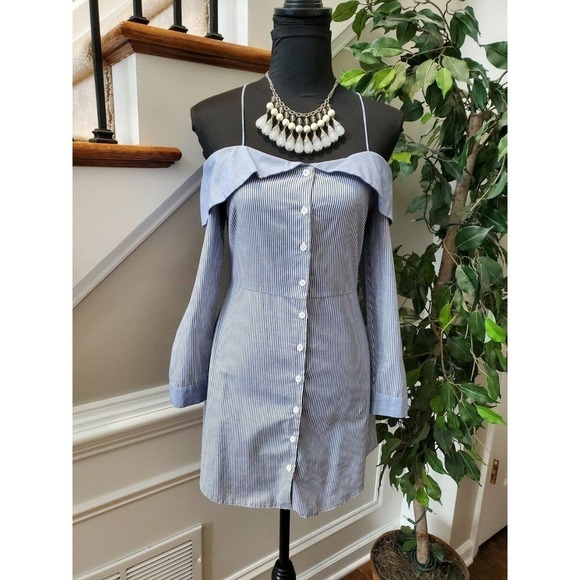 Top Shop Women Blue Striped Cotton & Polyester Trendy Style Button Shirt Size 2 - Picture 1 of 11